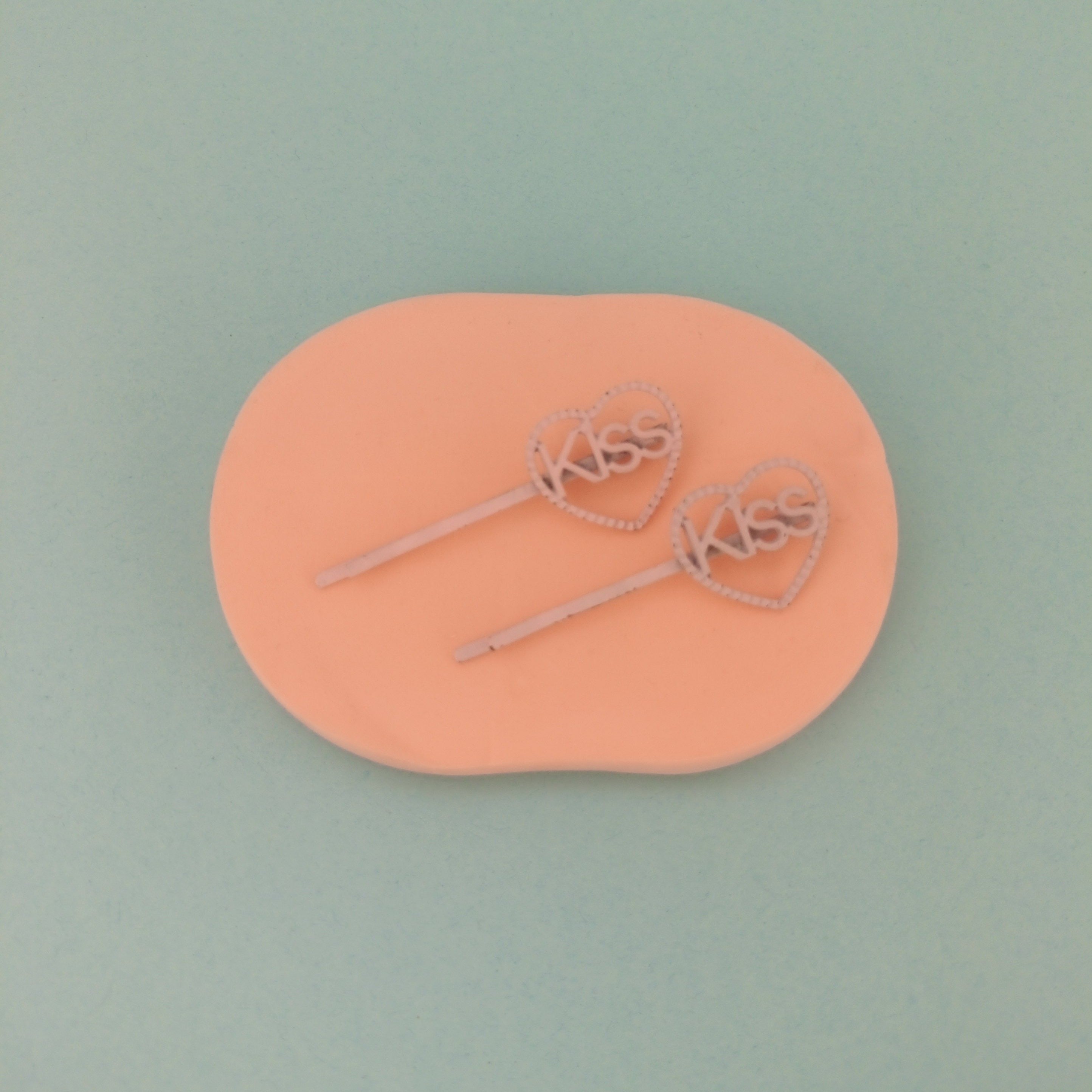 Kiss - Hair Pins